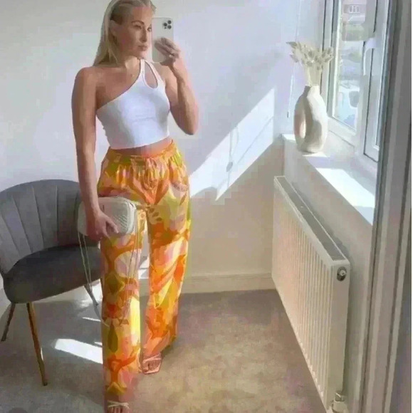 Zara Loose Fitting Satin High Waisted Print Pant Size XS EUC! - Picture 2 of 12